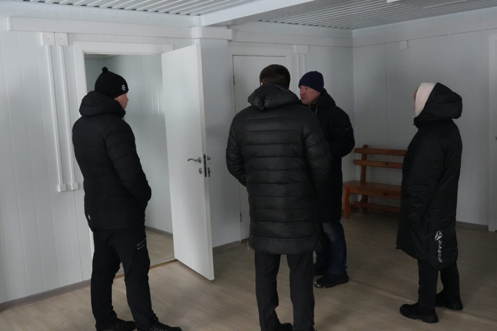 Снега много, парковок мало, ветераны СВО встанут на лыжи.